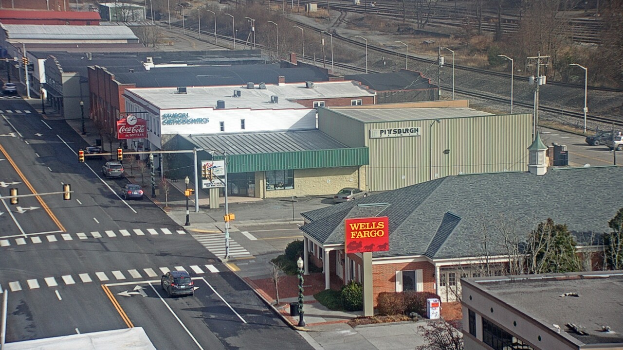 Thumbnail for current weather camera view from Hotel Norton in Norton, Virginia