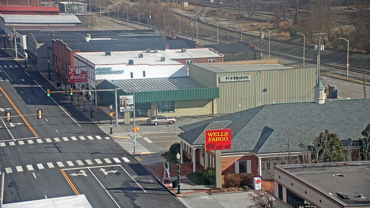 Thumbnail for current weather camera view from Hotel Norton in Norton, Virginia