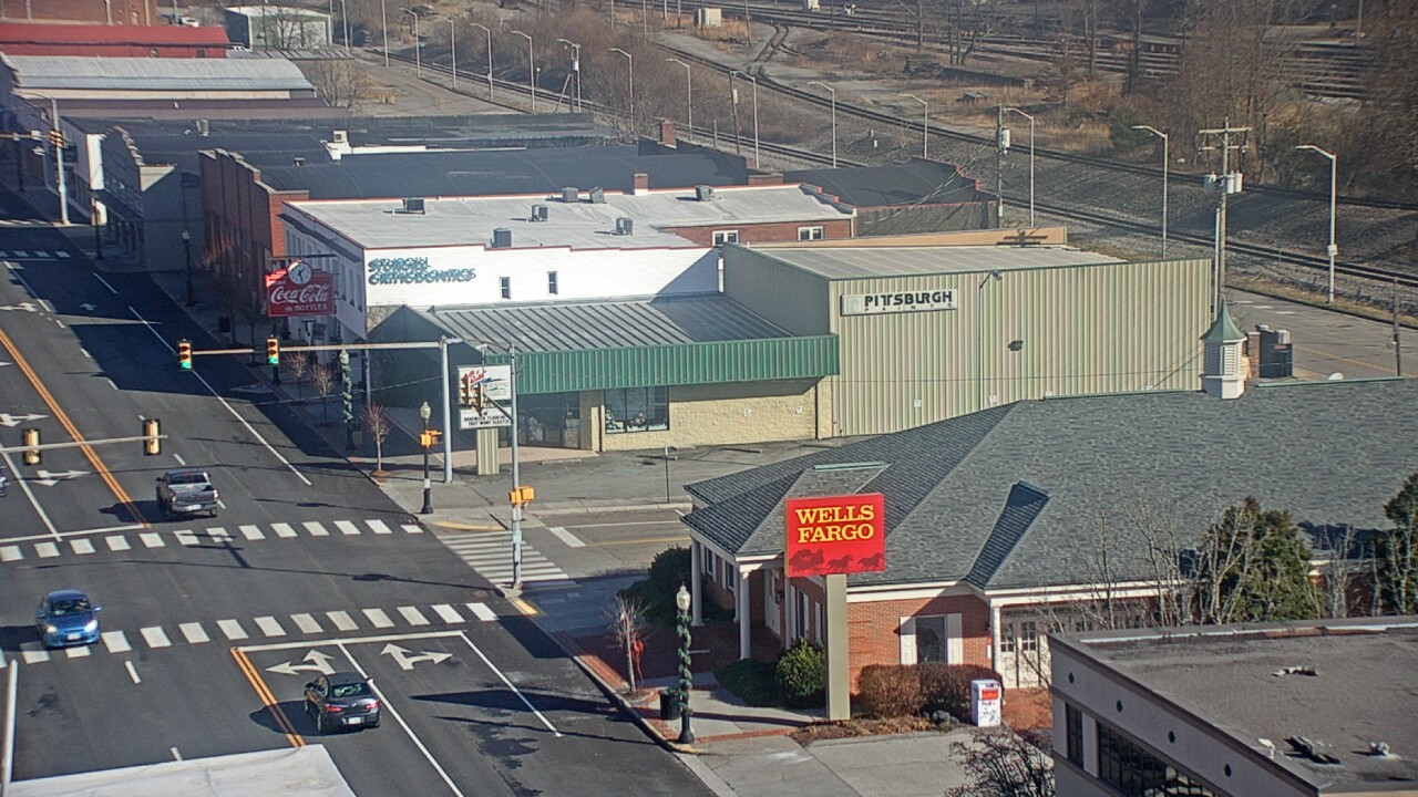 Thumbnail for current weather camera view from Hotel Norton in Norton, Virginia