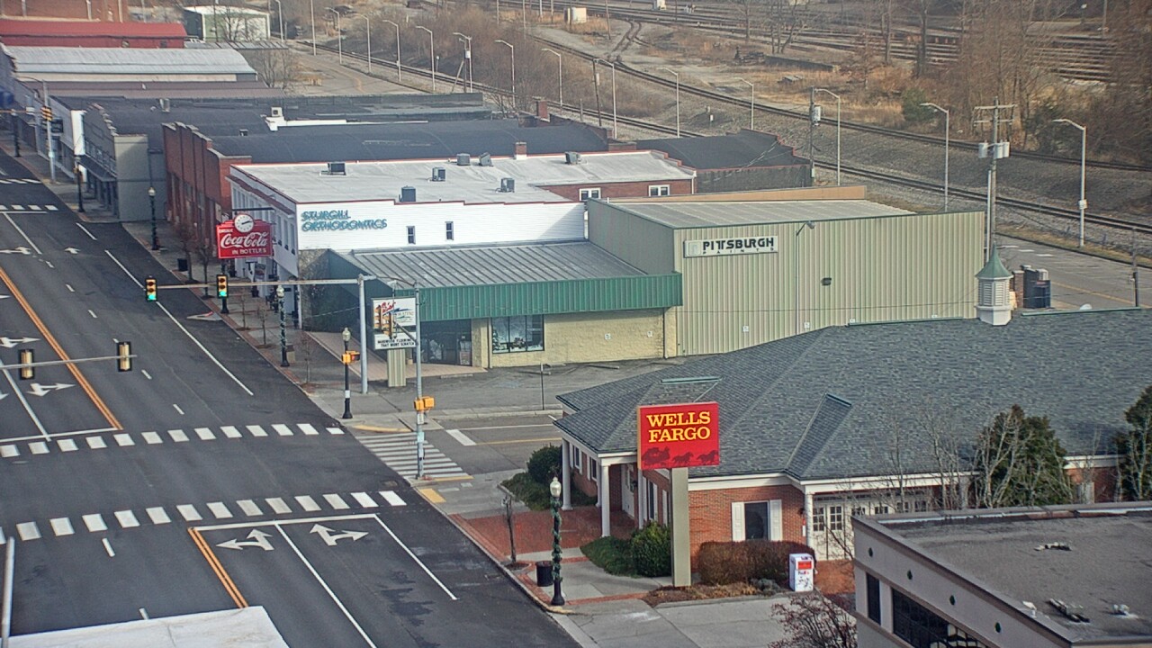 Thumbnail for current weather camera view from Hotel Norton in Norton, Virginia