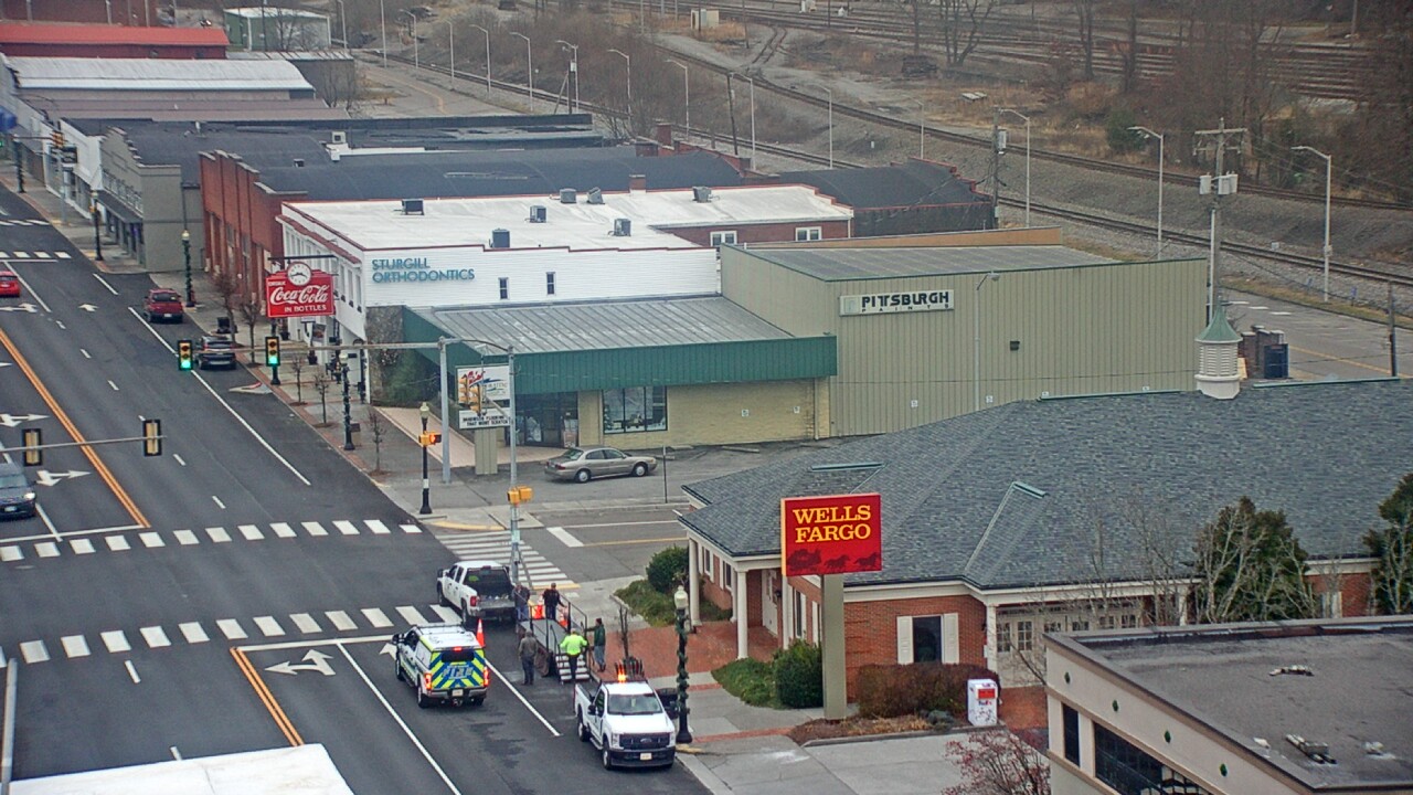 Thumbnail for current weather camera view from Hotel Norton in Norton, Virginia