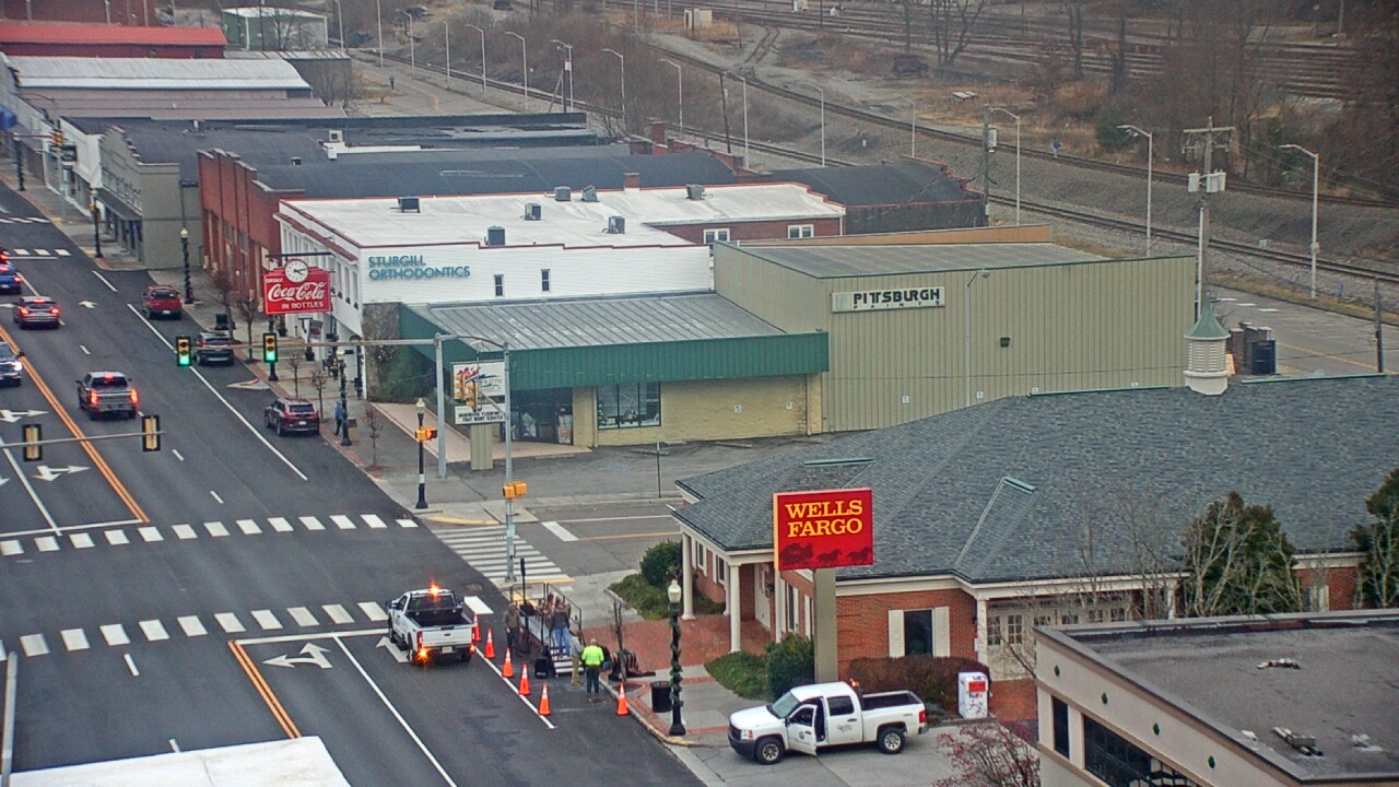Thumbnail for current weather camera view from Hotel Norton in Norton, Virginia
