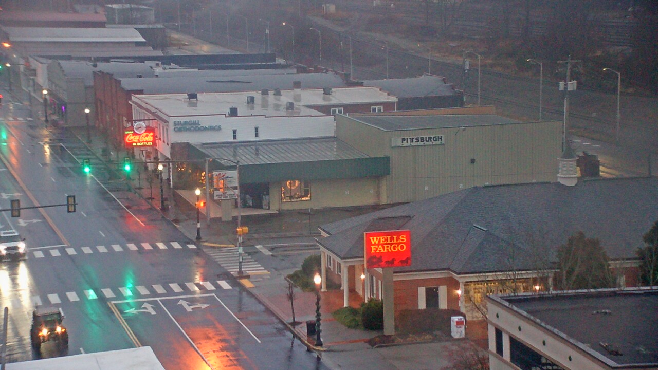 Thumbnail for current weather camera view from Hotel Norton in Norton, Virginia