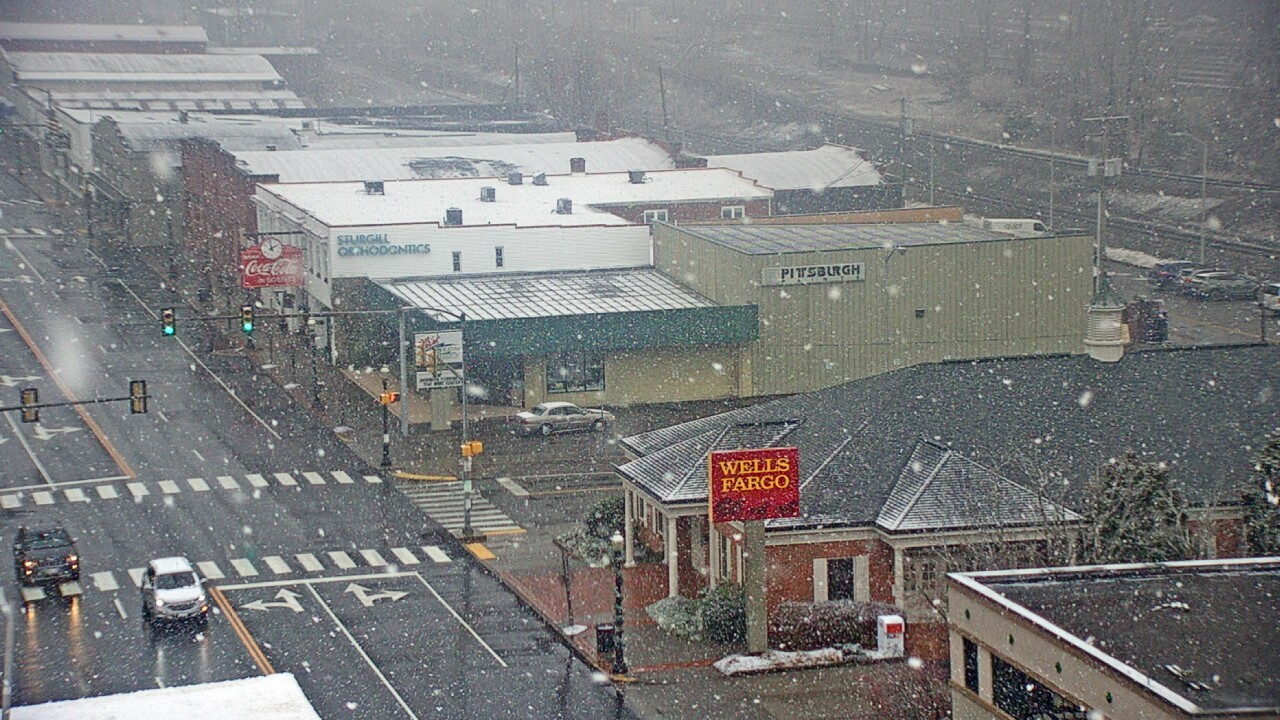 Thumbnail for current weather camera view from Hotel Norton in Norton, Virginia