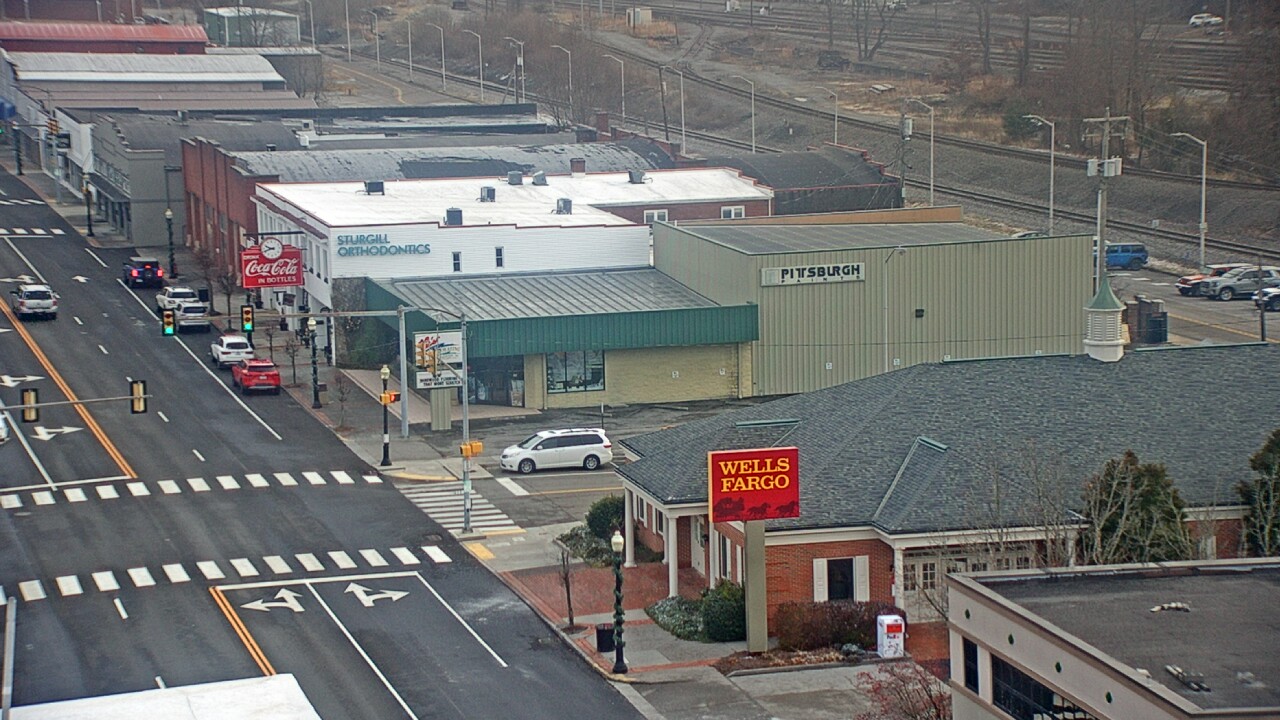 Thumbnail for current weather camera view from Hotel Norton in Norton, Virginia