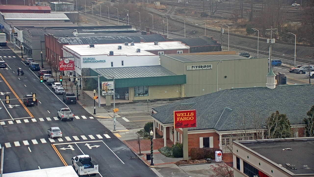Thumbnail for current weather camera view from Hotel Norton in Norton, Virginia