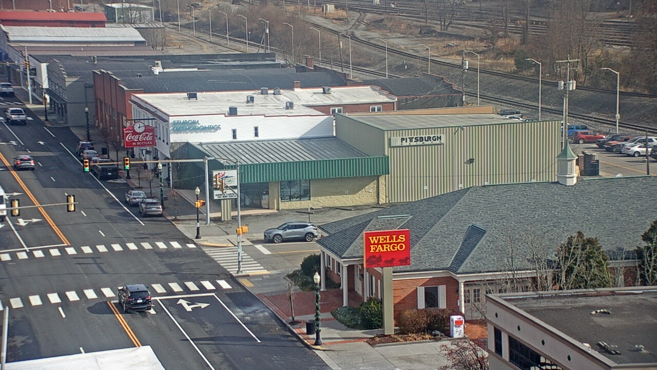 Thumbnail for current weather camera view from Hotel Norton in Norton, Virginia