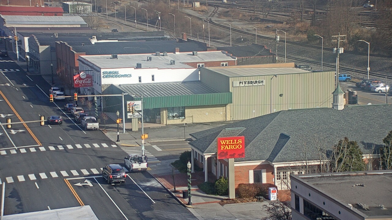 Thumbnail for current weather camera view from Hotel Norton in Norton, Virginia