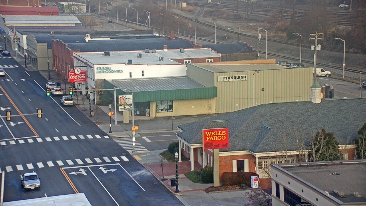 Thumbnail for current weather camera view from Hotel Norton in Norton, Virginia