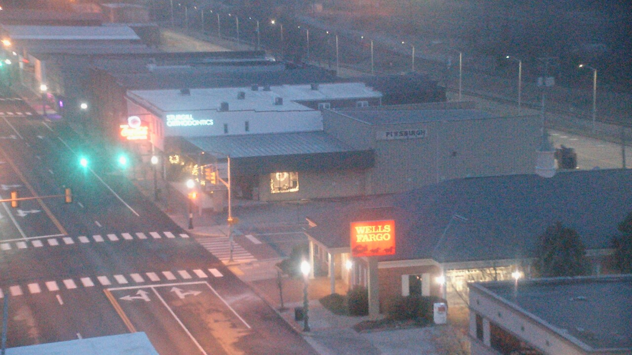 Thumbnail for current weather camera view from Hotel Norton in Norton, Virginia