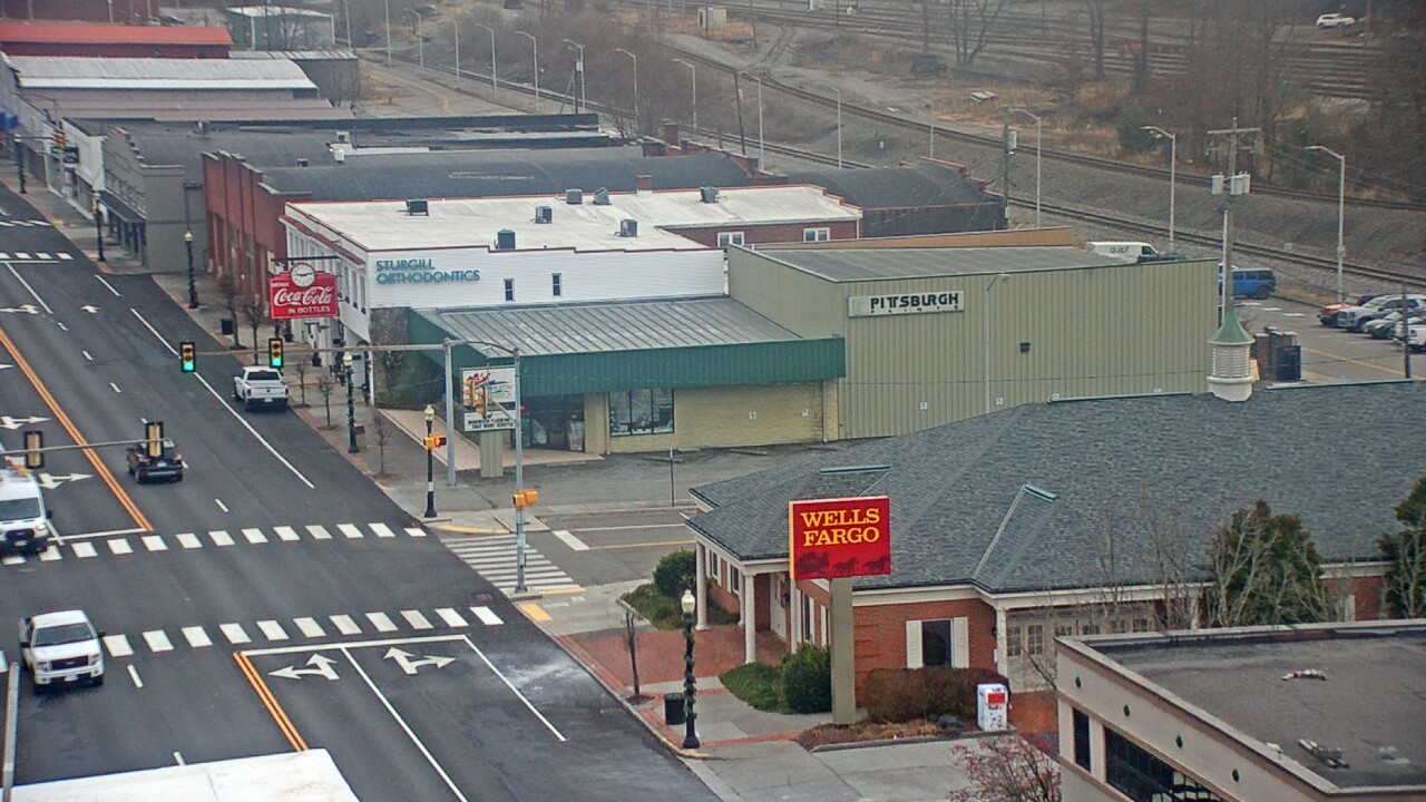 Thumbnail for current weather camera view from Hotel Norton in Norton, Virginia