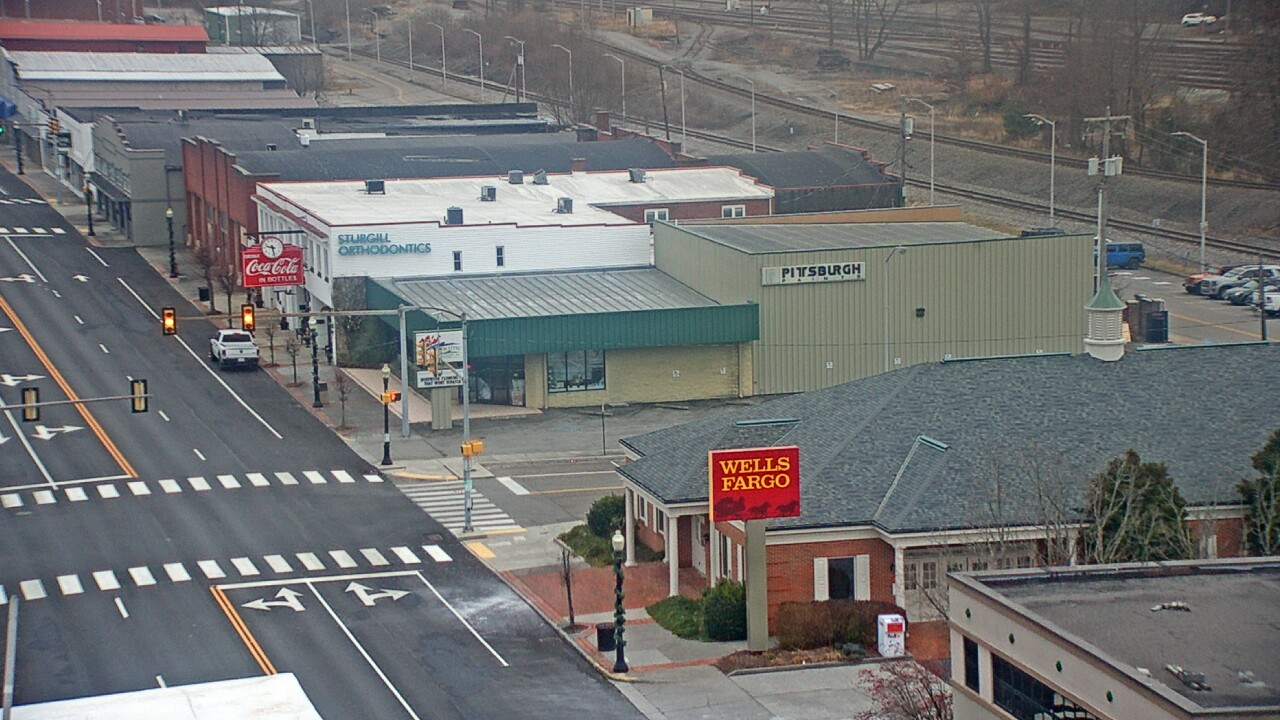 Thumbnail for current weather camera view from Hotel Norton in Norton, Virginia