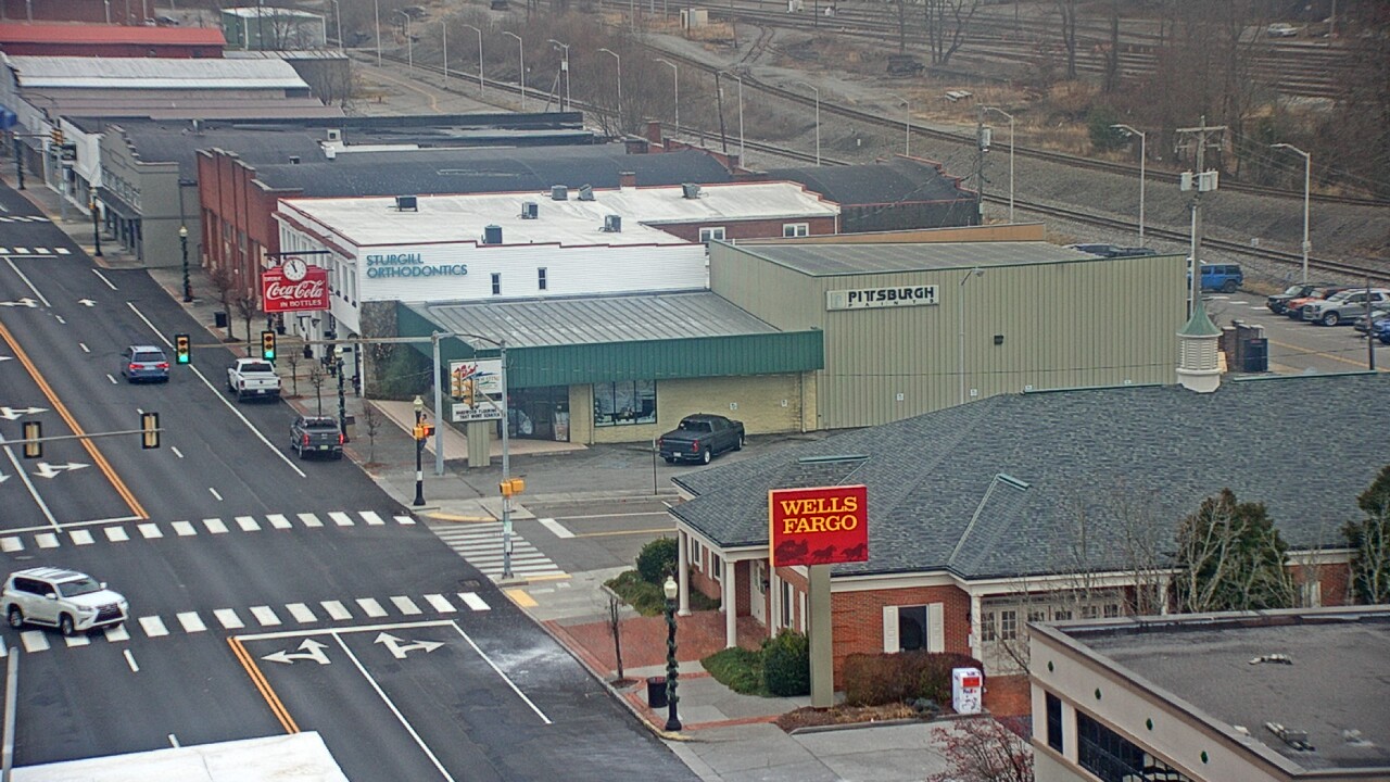 Thumbnail for current weather camera view from Hotel Norton in Norton, Virginia