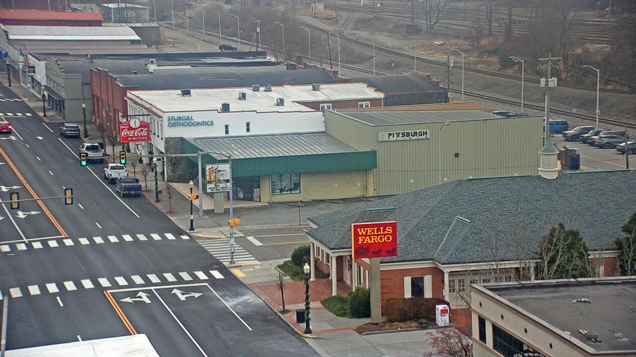 Thumbnail for current weather camera view from Hotel Norton in Norton, Virginia
