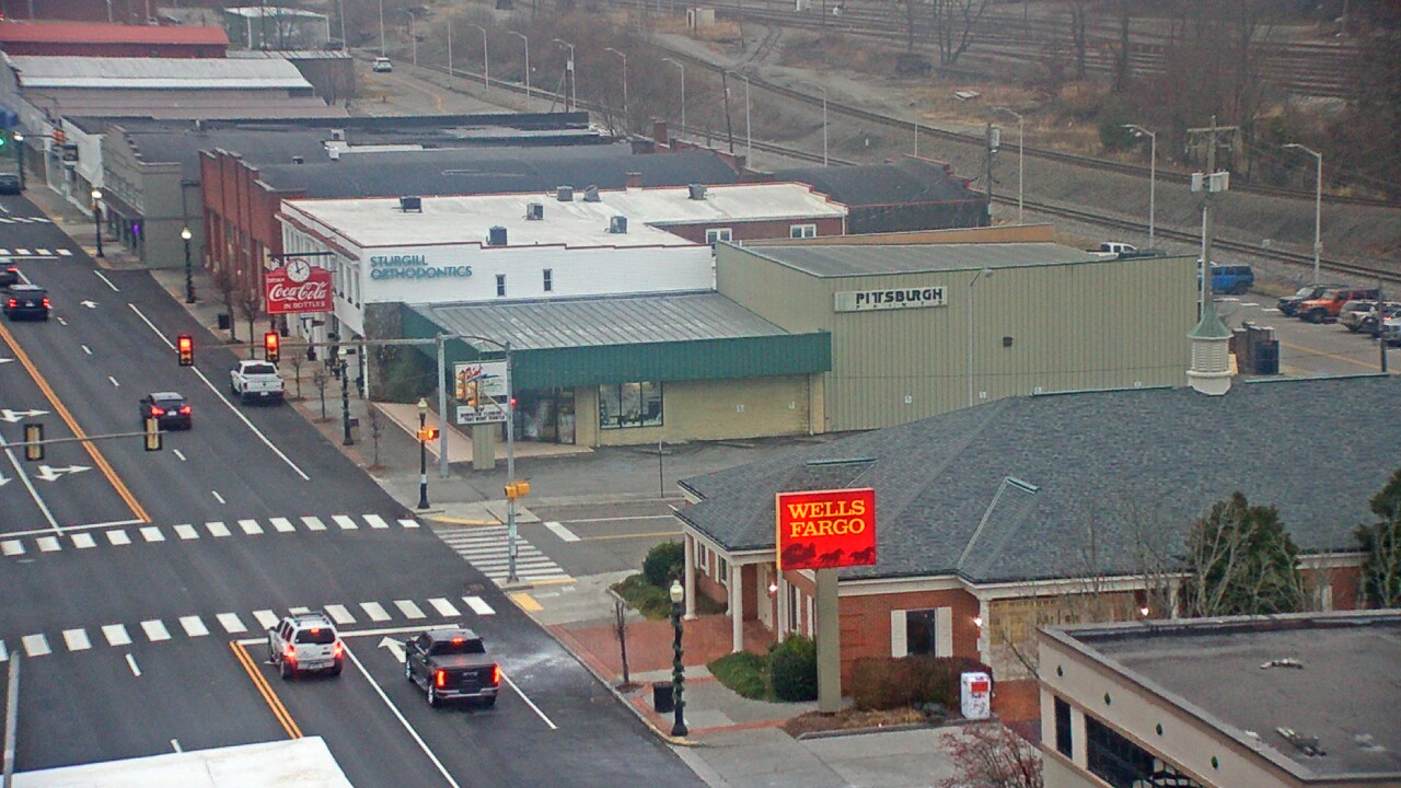 Thumbnail for current weather camera view from Hotel Norton in Norton, Virginia