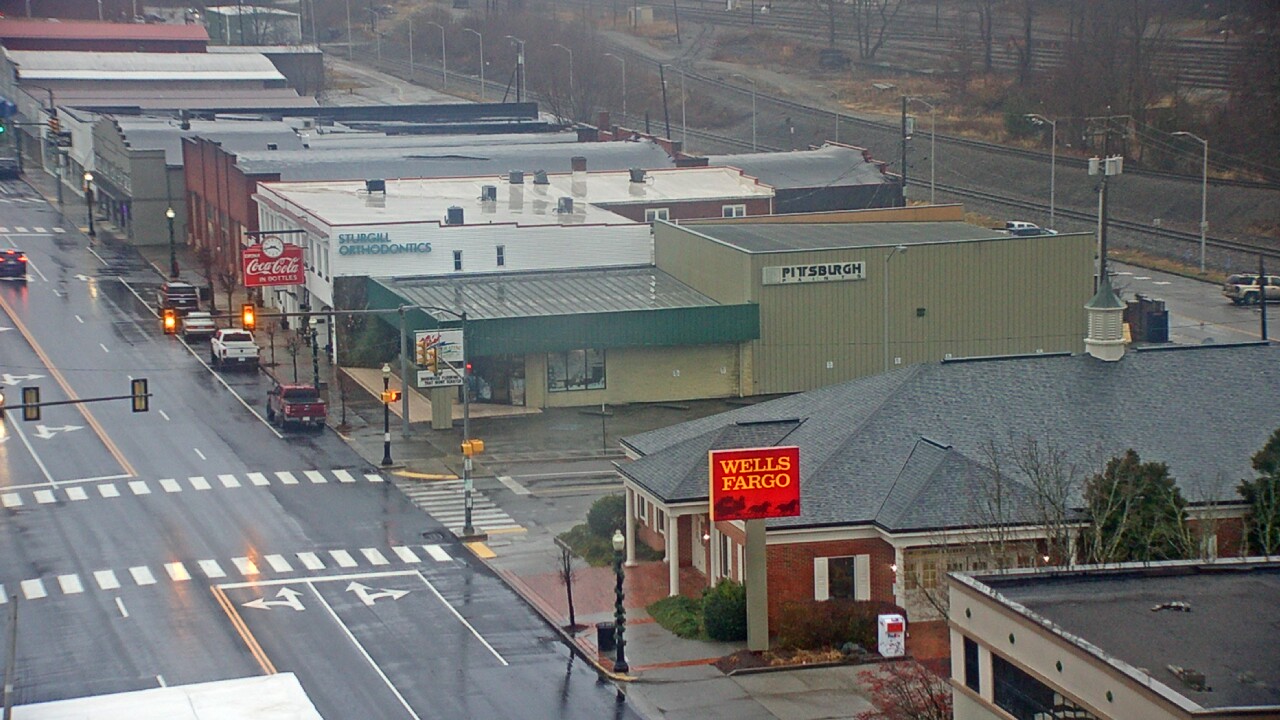 Thumbnail for current weather camera view from Hotel Norton in Norton, Virginia
