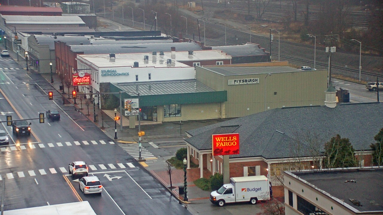 Thumbnail for current weather camera view from Hotel Norton in Norton, Virginia