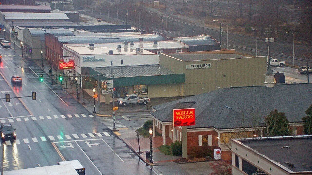 Thumbnail for current weather camera view from Hotel Norton in Norton, Virginia