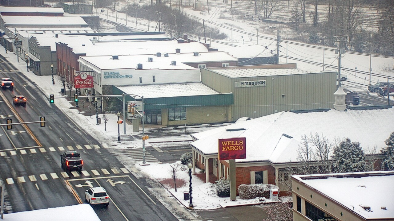 Thumbnail for current weather camera view from Hotel Norton in Norton, Virginia