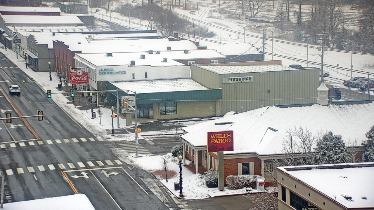 Thumbnail for current weather camera view from Hotel Norton in Norton, Virginia
