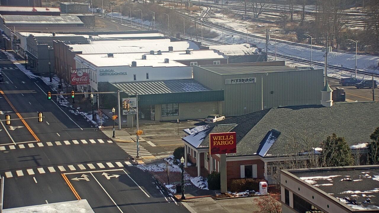 Thumbnail for current weather camera view from Hotel Norton in Norton, Virginia