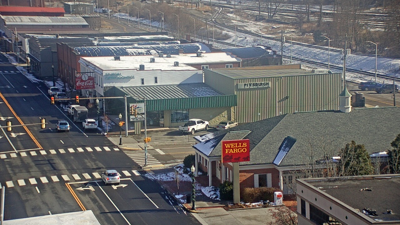 Thumbnail for current weather camera view from Hotel Norton in Norton, Virginia