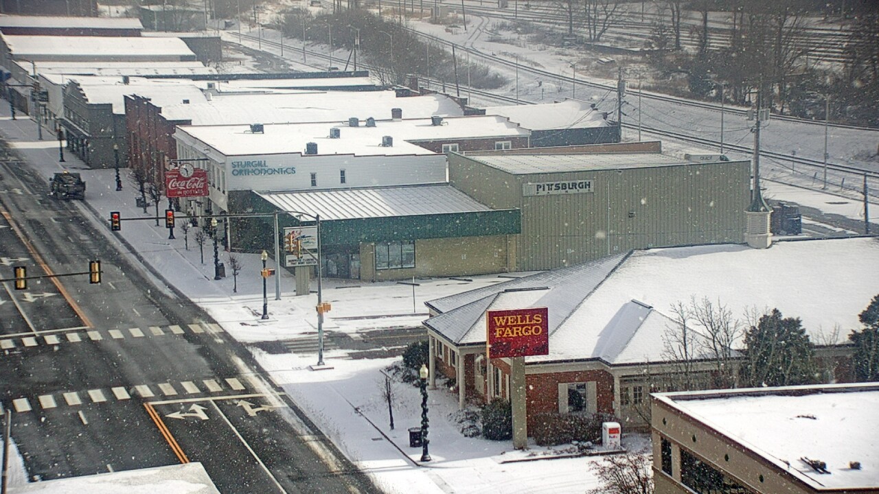 Thumbnail for current weather camera view from Hotel Norton in Norton, Virginia
