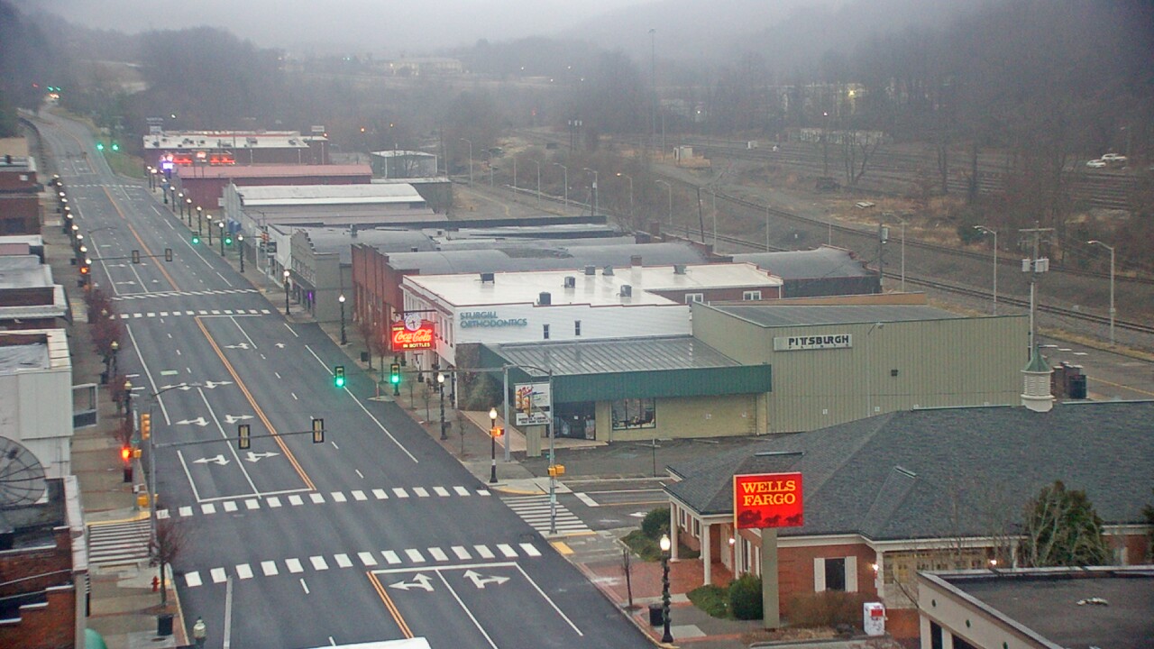 Thumbnail for current weather camera view from Hotel Norton in Norton, Virginia