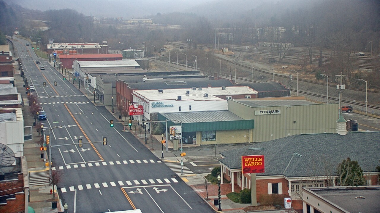 Thumbnail for current weather camera view from Hotel Norton in Norton, Virginia