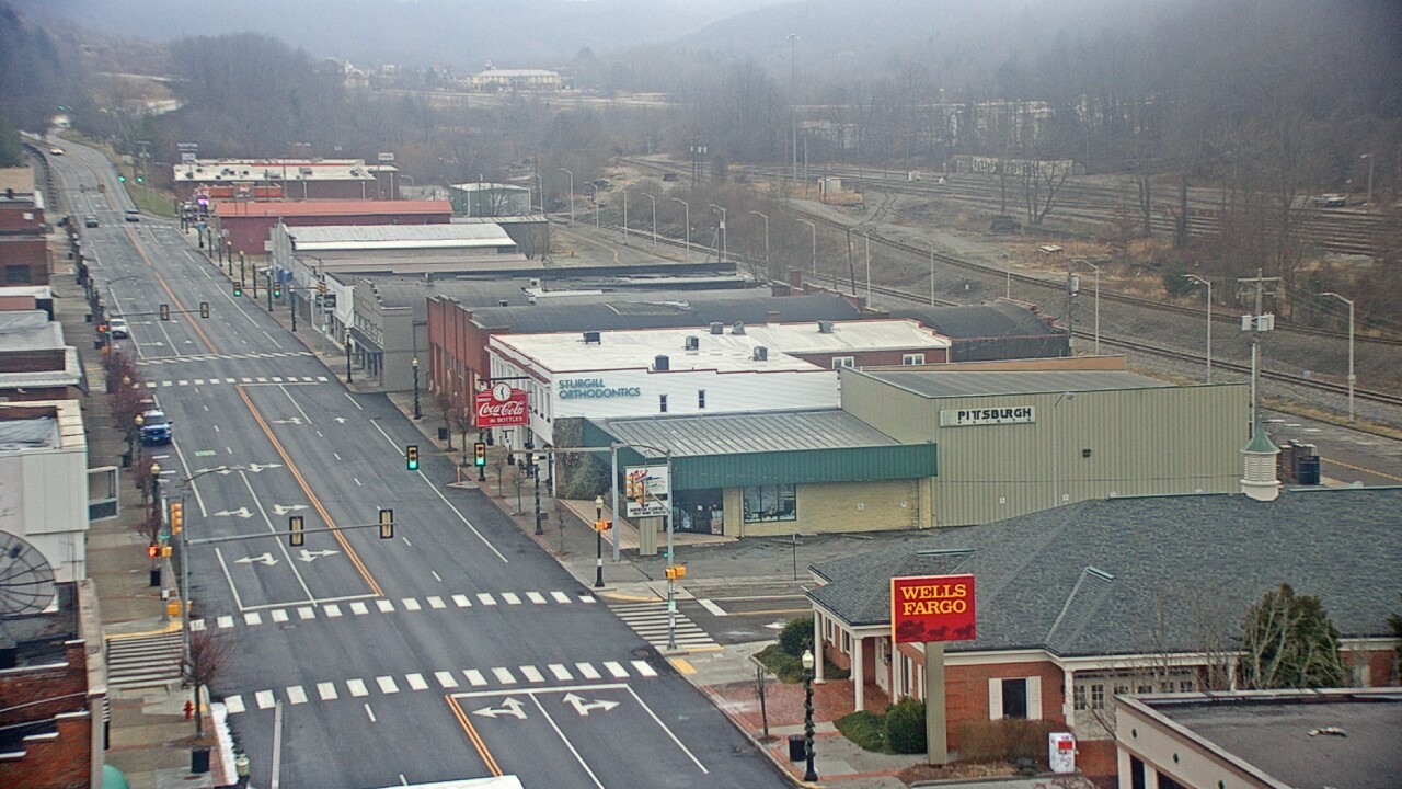 Thumbnail for current weather camera view from Hotel Norton in Norton, Virginia