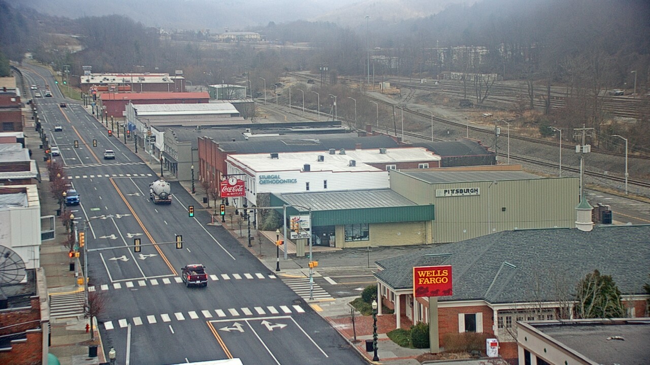 Thumbnail for current weather camera view from Hotel Norton in Norton, Virginia