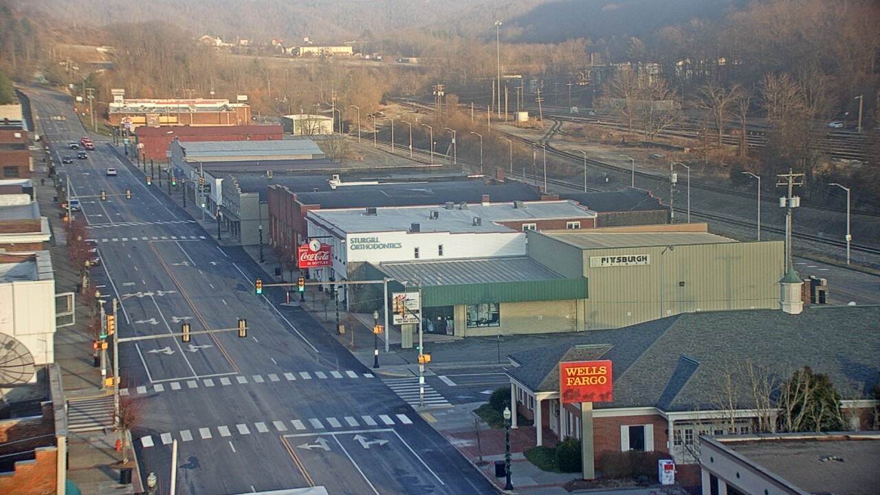 Thumbnail for current weather camera view from Hotel Norton in Norton, Virginia