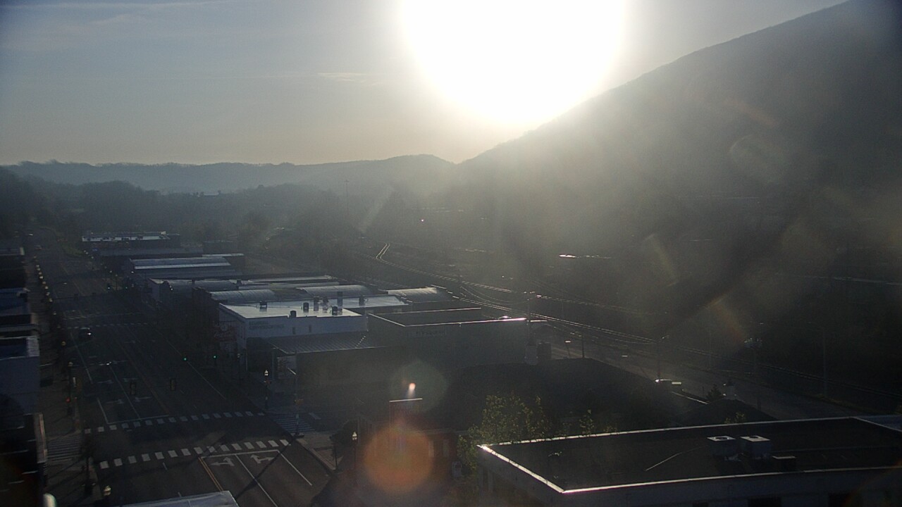 Thumbnail for current weather camera view from Hotel Norton in Norton, Virginia