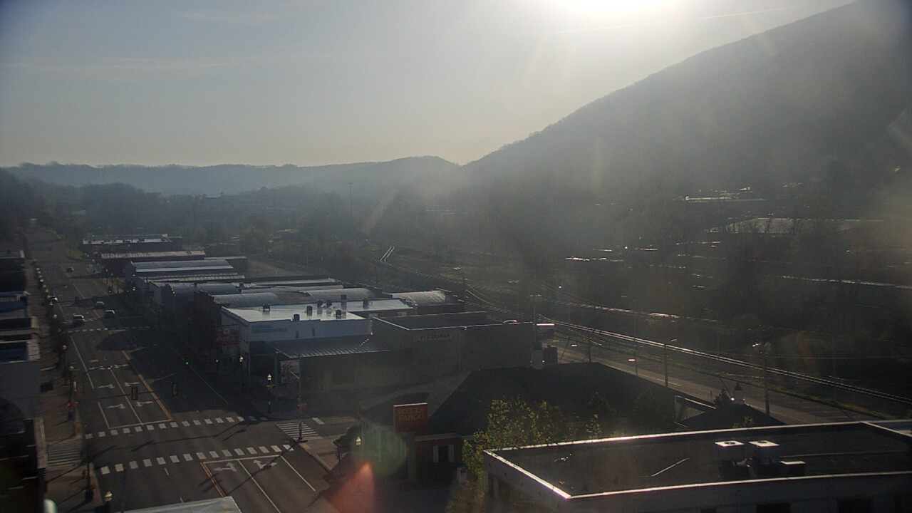 Thumbnail for current weather camera view from Hotel Norton in Norton, Virginia