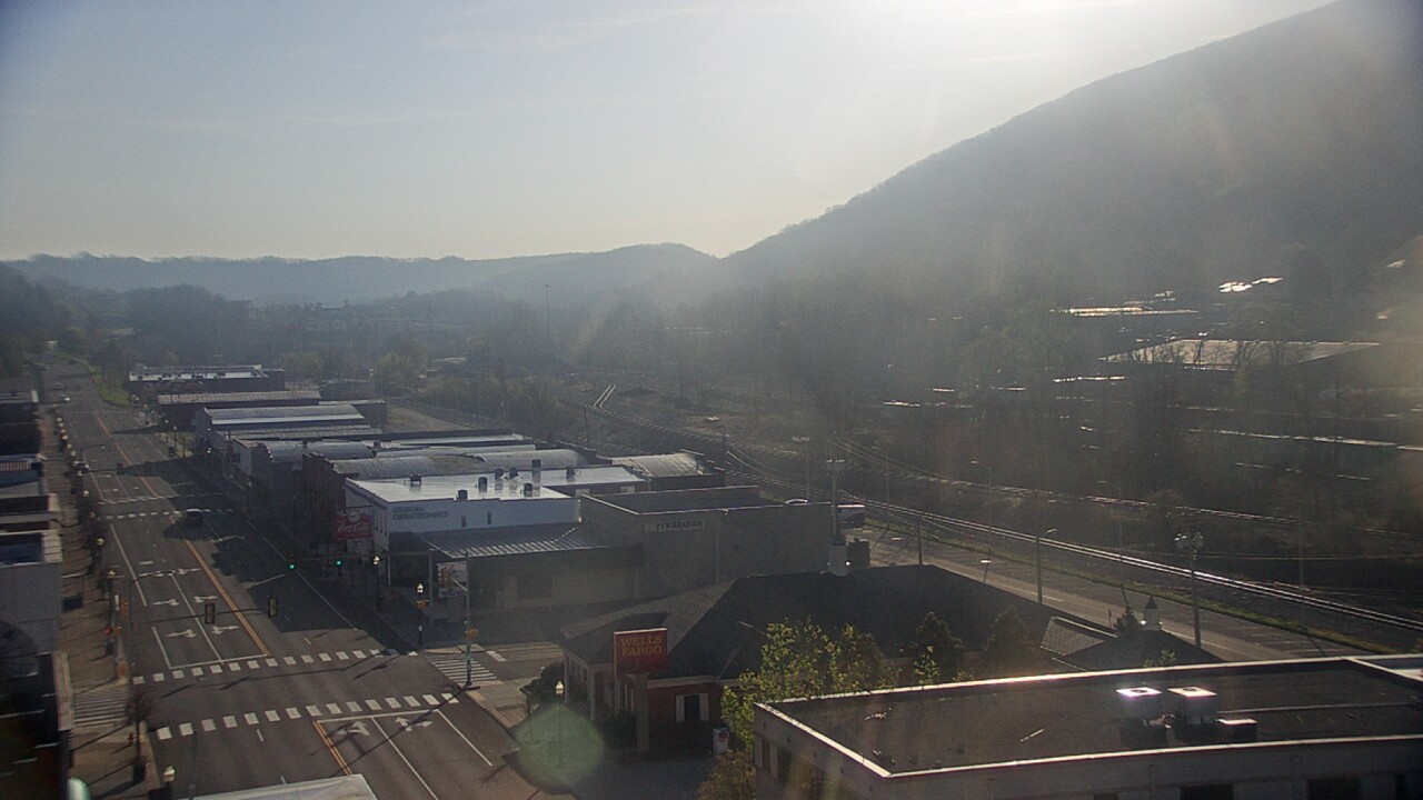 Thumbnail for current weather camera view from Hotel Norton in Norton, Virginia