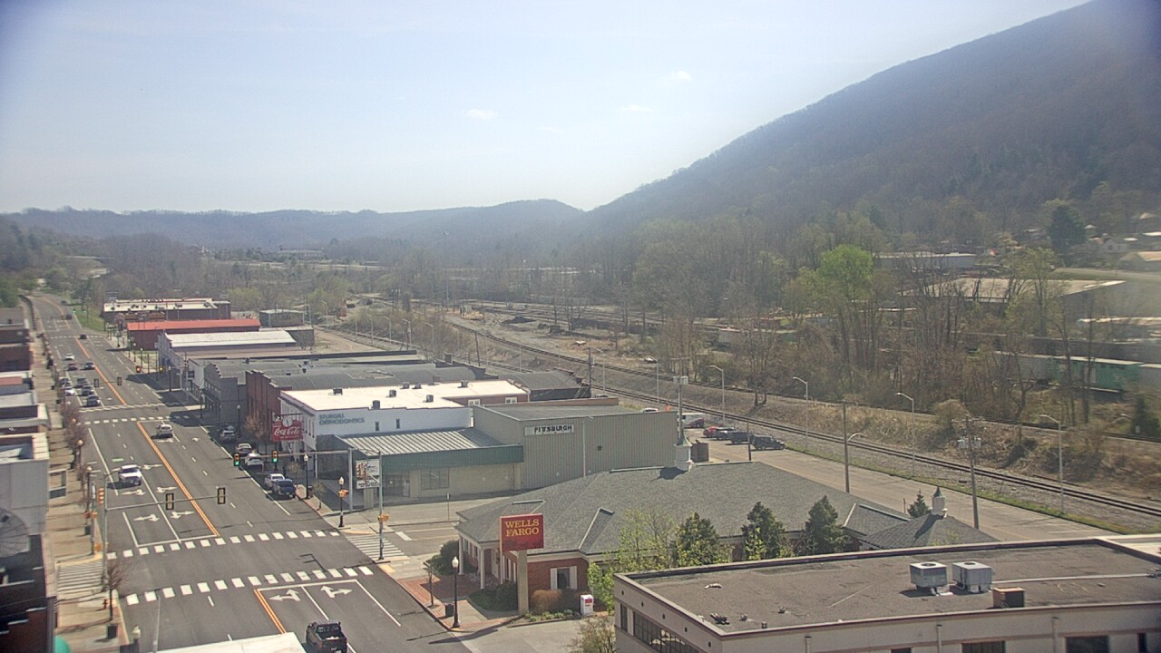 Thumbnail for current weather camera view from Hotel Norton in Norton, Virginia