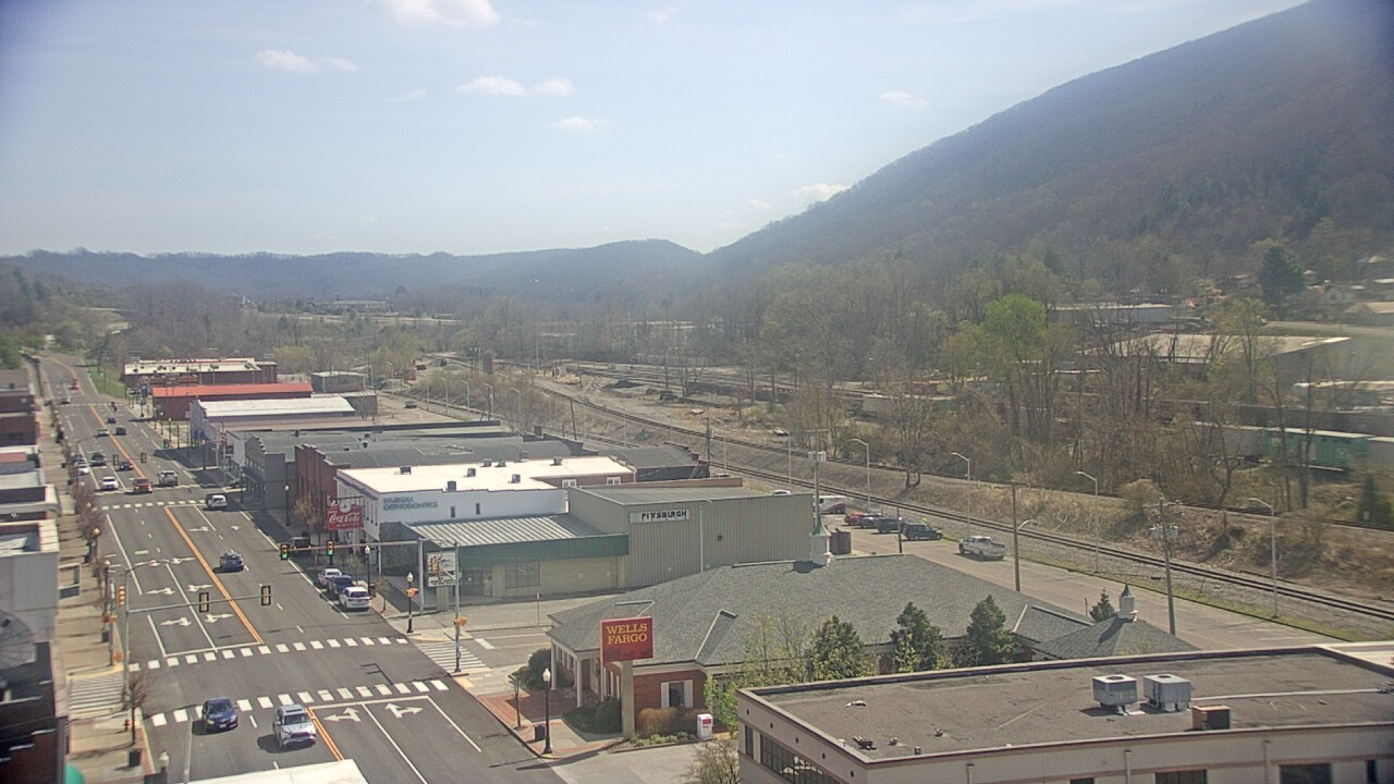 Thumbnail for current weather camera view from Hotel Norton in Norton, Virginia
