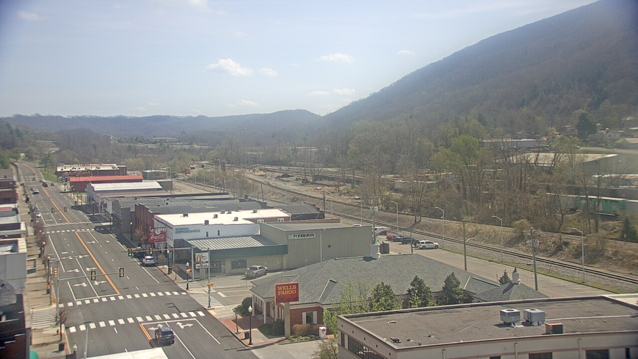 Thumbnail for current weather camera view from Hotel Norton in Norton, Virginia