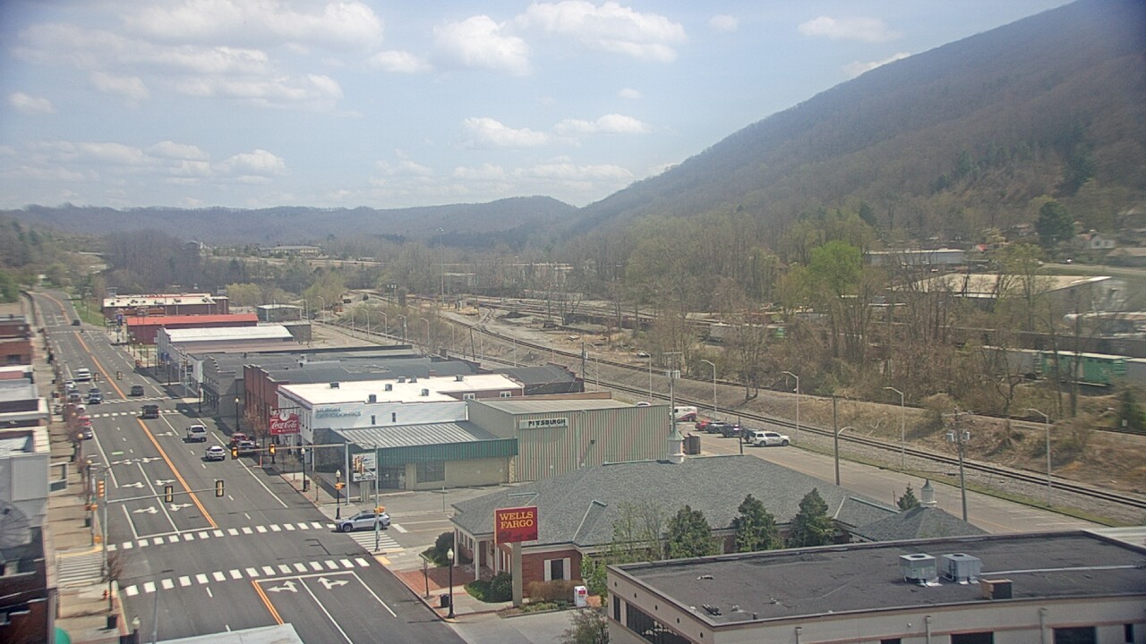 Thumbnail for current weather camera view from Hotel Norton in Norton, Virginia