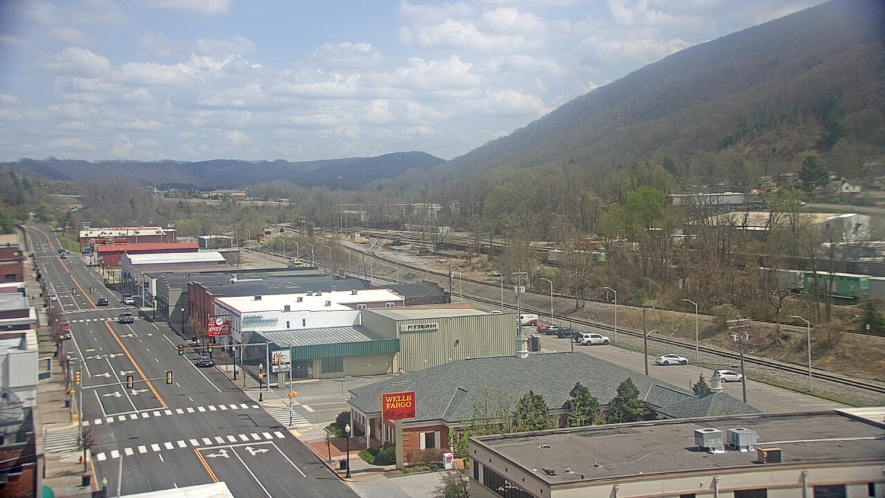 Thumbnail for current weather camera view from Hotel Norton in Norton, Virginia