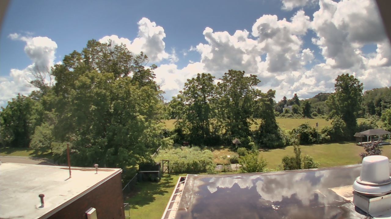 Thumbnail for current weather camera view from John M Moriarty ES in Norwich, Connecticut