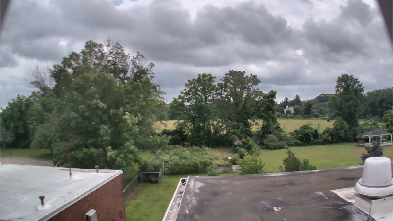 Thumbnail for current weather camera view from John M Moriarty ES in Norwich, Connecticut