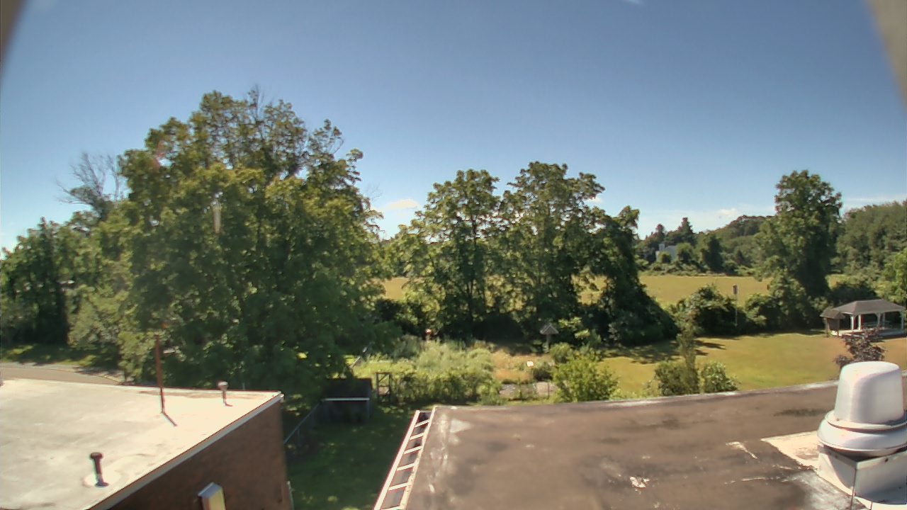 Thumbnail for current weather camera view from John M Moriarty ES in Norwich, Connecticut