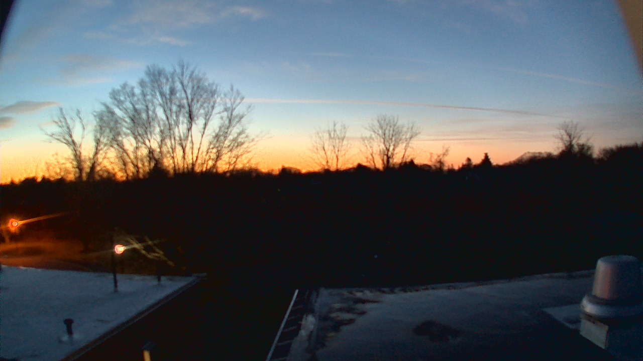 Thumbnail for current weather camera view from John M Moriarty ES in Norwich, Connecticut