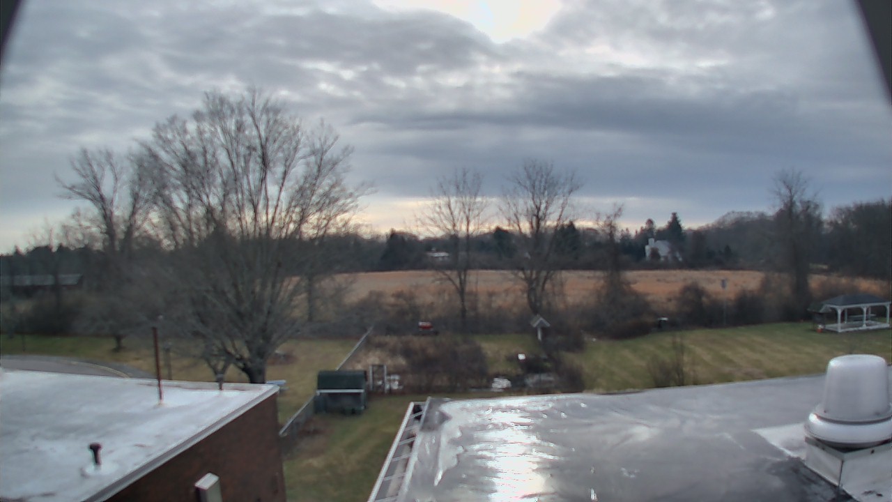 Thumbnail for current weather camera view from John M Moriarty ES in Norwich, Connecticut