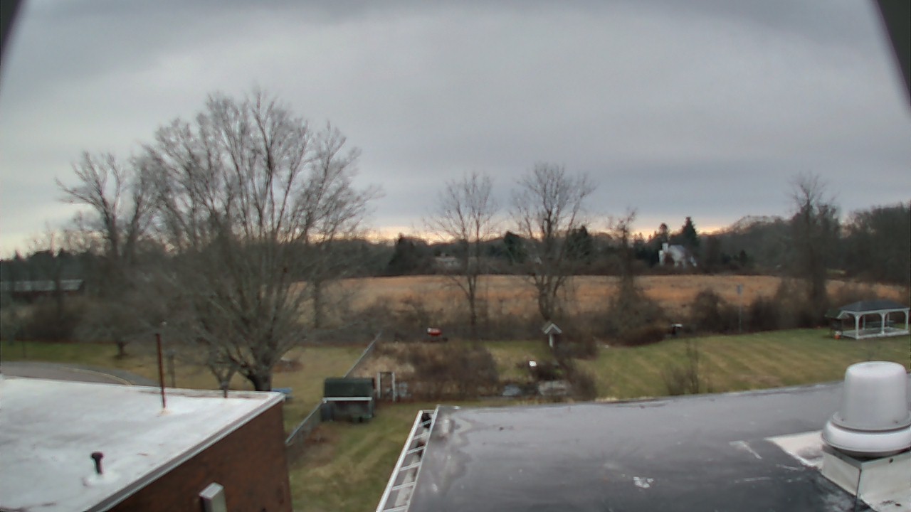 Thumbnail for current weather camera view from John M Moriarty ES in Norwich, Connecticut