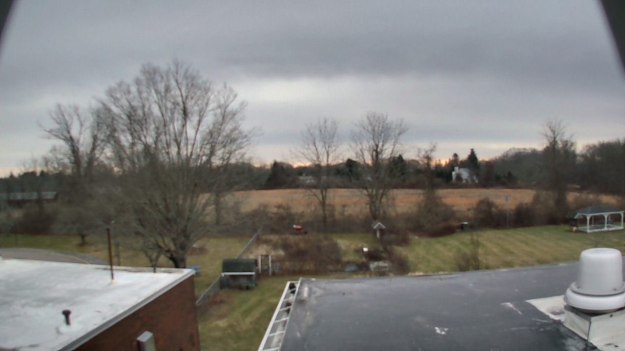 Thumbnail for current weather camera view from John M Moriarty ES in Norwich, Connecticut
