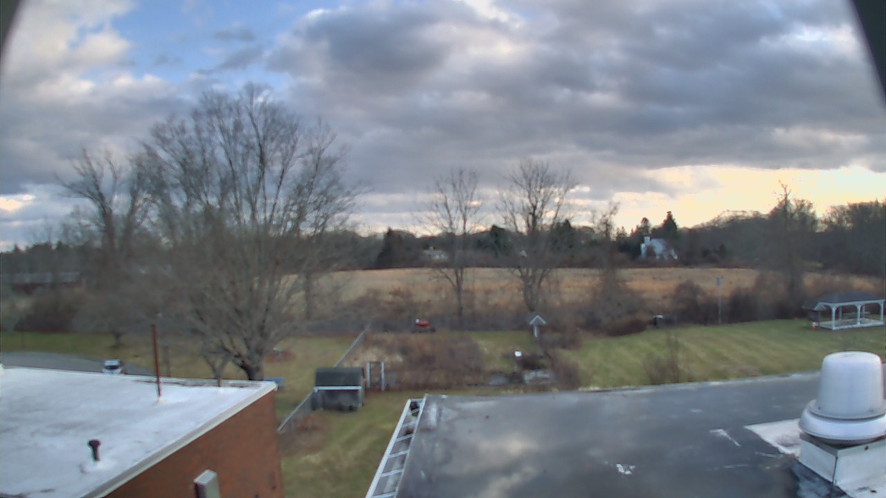 Thumbnail for current weather camera view from John M Moriarty ES in Norwich, Connecticut