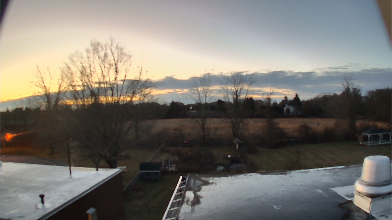 Thumbnail for current weather camera view from John M Moriarty ES in Norwich, Connecticut