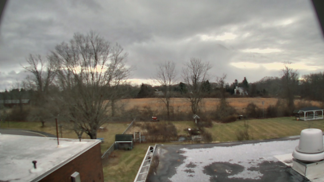 Thumbnail for current weather camera view from John M Moriarty ES in Norwich, Connecticut